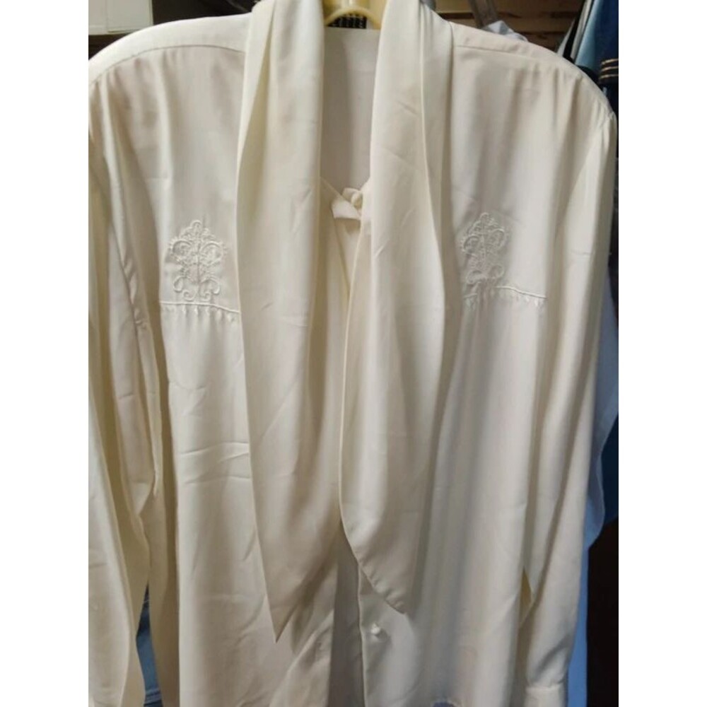 NW-1 Leslie Fay blouse